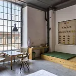 Meisterzimmer *