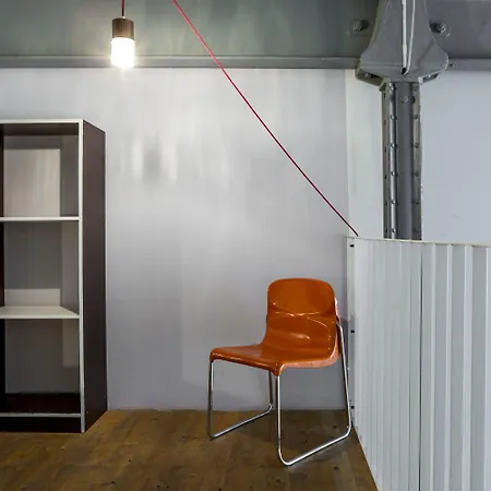 Meisterzimmer Hotel *